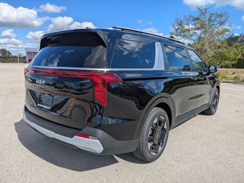 New 2026 Kia Carnival EX image 5