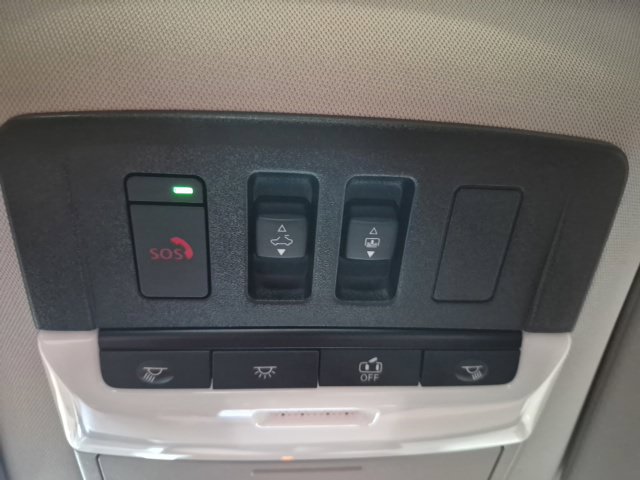 Certified 2025 Nissan Pathfinder Platinum FWD image 16