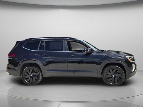 Certified 2026 Volkswagen Atlas SE w/ Panoramic Sunroof Package FWD image 7