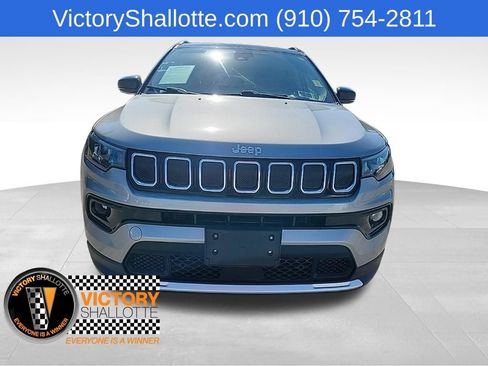 Used 2022 Jeep Compass Limited AWD/4WD image 3
