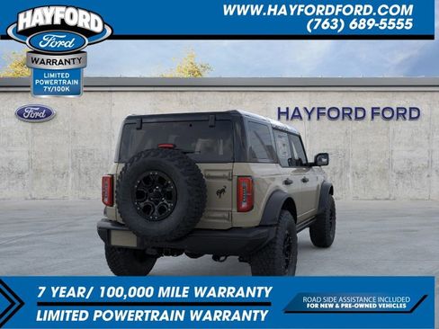 New 2025 Ford Bronco Badlands image 8