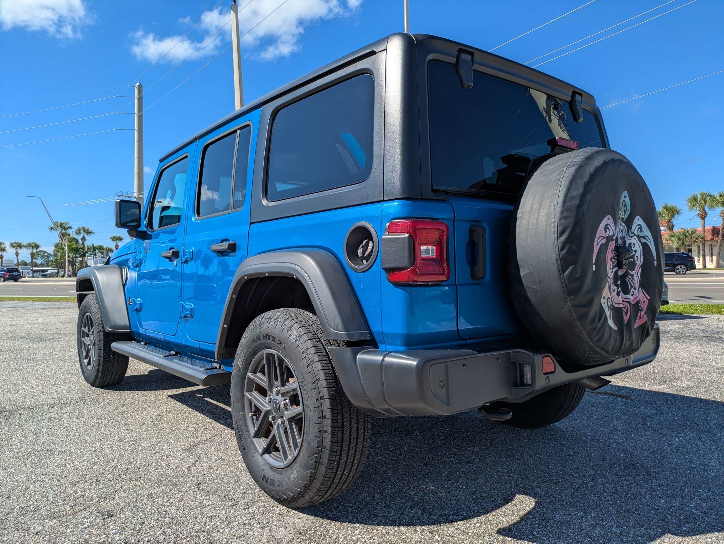 Used 2024 Jeep Wrangler Unlimited Sport AWD/4WD image 6