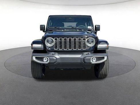 Certified 2025 Jeep Wrangler Unlimited Sahara AWD/4WD image 9
