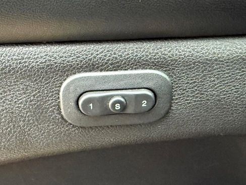 Used 2018 Dodge Durango GT image 26