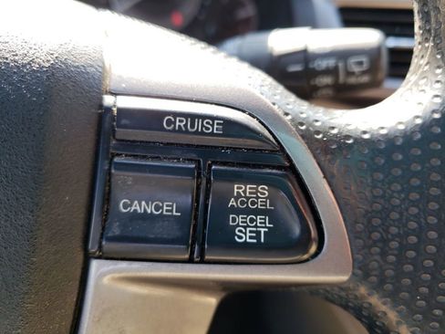 Used 2017 Honda Odyssey SE image 12