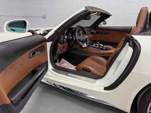 Used 2018 Mercedes-Benz AMG GT C image 28