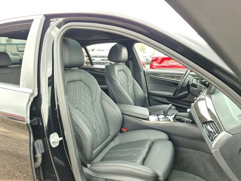 Used 2021 BMW 530i xDrive w/ Premium Package AWD/4WD image 23