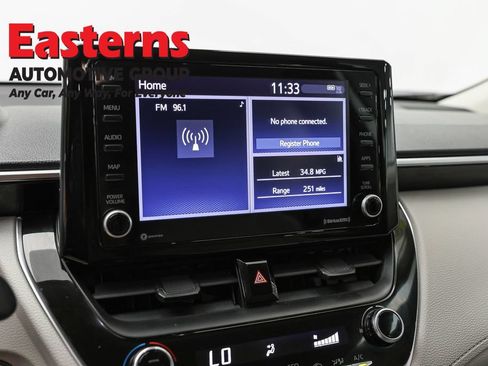 Used 2022 Toyota Corolla Cross LE FWD image 18