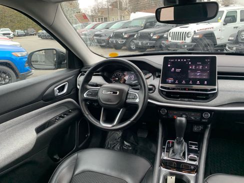 Used 2022 Jeep Compass Latitude w/ Sun and Sound Group image 35