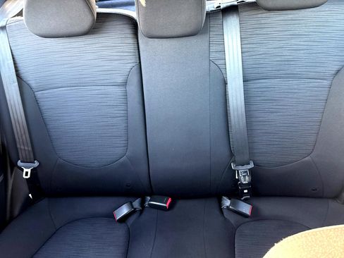 Used 2017 Hyundai Accent SE image 16