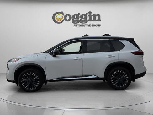 New 2026 Nissan Rogue Platinum AWD/4WD image 2