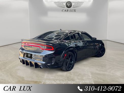 Used 2019 Dodge Charger R/T w/ Blacktop Package RWD image 5