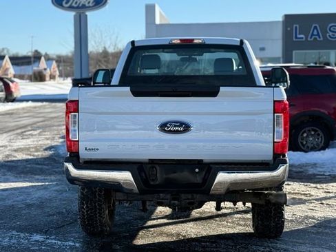 Certified 2019 Ford F250 XL w/ Power Equipment Group image 27