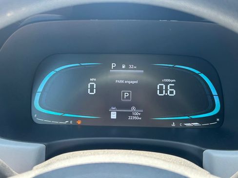 Used 2025 Hyundai Palisade SE FWD image 29
