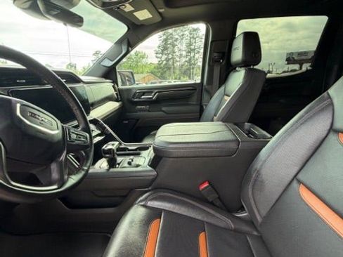 Certified 2025 GMC Sierra 1500 AT4 w/ AT4 Premium Package image 15