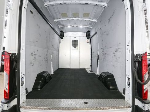 Used 2024 Ford Transit 250 148 High Roof AWD image 10