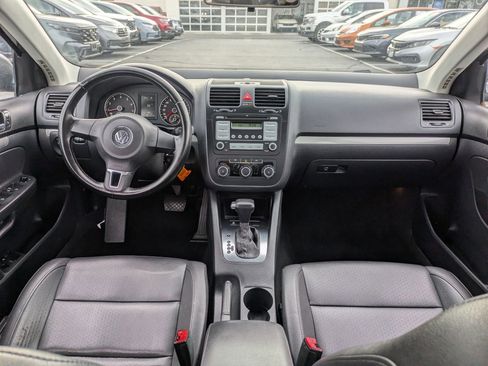 Used 2010 Volkswagen Jetta Limited Edition image 23