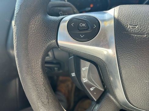 Used 2013 Ford Focus SE w/ SE Winter Pkg FWD image 18