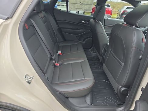New 2026 Chevrolet Trax RS w/ Sunroof Package image 29