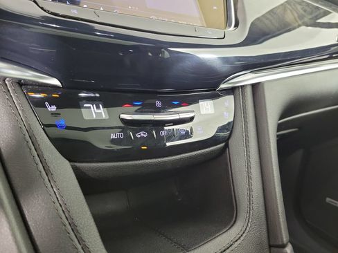 Certified 2024 Cadillac XT6 Premium Luxury w/ LPO, Floor Liner Package AWD/4WD image 30