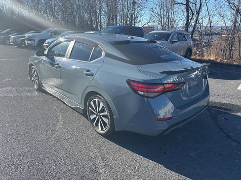 Used 2025 Nissan Sentra SV w/ SV Premium Package image 3