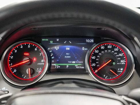 Used 2022 Toyota Camry XSE FWD image 24