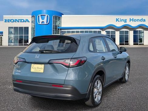 Used 2025 Honda HR-V LX image 8