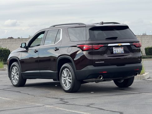 Certified 2023 Chevrolet Traverse LT image 5