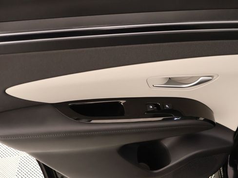 Certified 2023 Hyundai Tucson Limited image 18