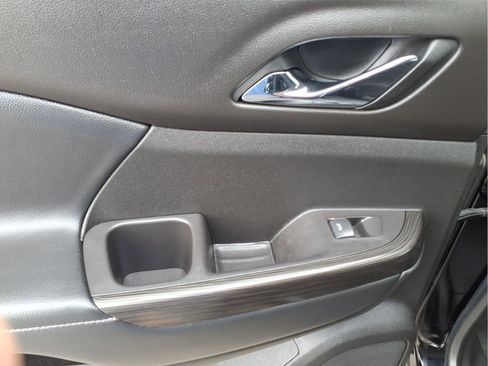 Used 2020 GMC Acadia SLT w/ Premium Package image 13