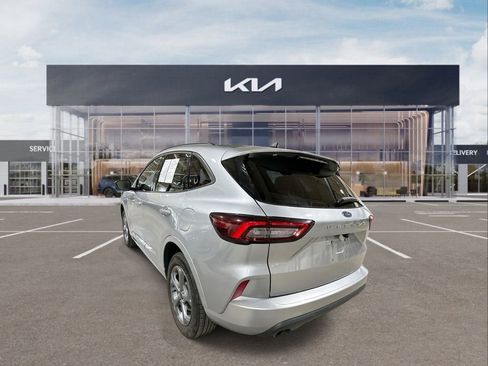 Used 2024 Ford Escape ST-Line image 6