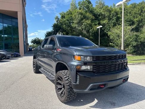 Used 2019 Chevrolet Silverado 1500 Custom Trail Boss w/ Custom Convenience Package AWD/4WD image 10