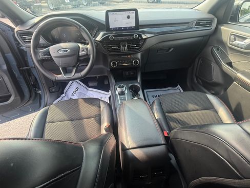 Used 2025 Ford Escape ST-Line AWD/4WD image 16