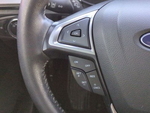 Used 2020 Ford Fusion SE w/ Equipment Group 151A image 23