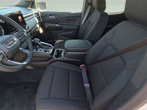 New 2026 GMC Canyon Elevation w/ Convenience Package image 29