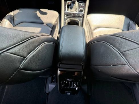 Used 2025 Jeep Compass Limited AWD/4WD image 29