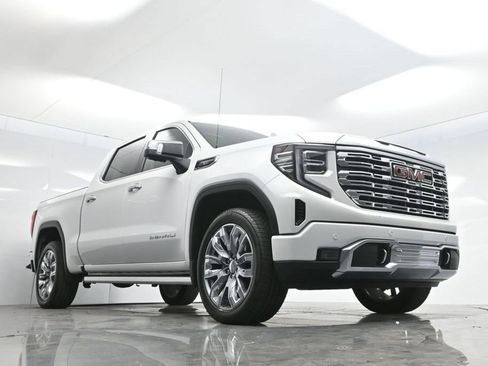 Used 2023 GMC Sierra 1500 Denali w/ Denali Reserve Package AWD/4WD image 67