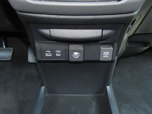 New 2026 Honda Odyssey Touring image 25