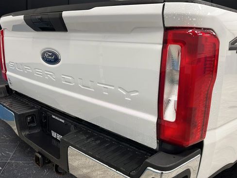 Used 2023 Ford F250 XLT image 30