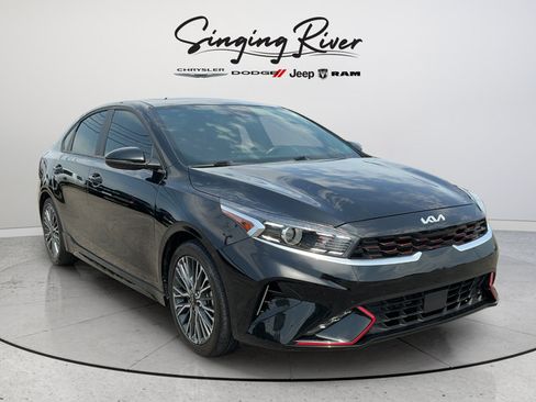 Used 2024 Kia Forte GT-Line w/ GT-Line Premium Package FWD image 1