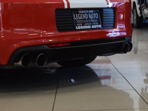 Used 2011 Ford Mustang Shelby GT500 RWD image 40