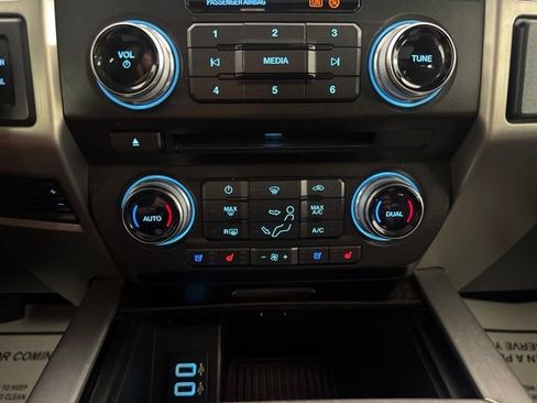Used 2017 Ford F250 Platinum w/ Platinum Ultimate Package AWD/4WD image 16