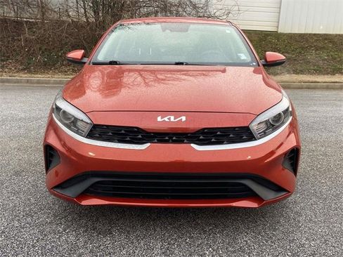 Used 2023 Kia Forte LXS w/ LXS Technology Package image 8