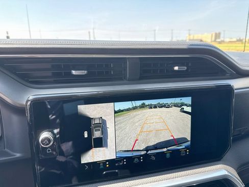 Used 2023 GMC Sierra 1500 Denali w/ Denali Reserve Package AWD/4WD image 18