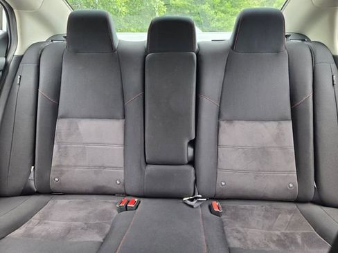 Used 2024 Nissan Sentra SR FWD image 11