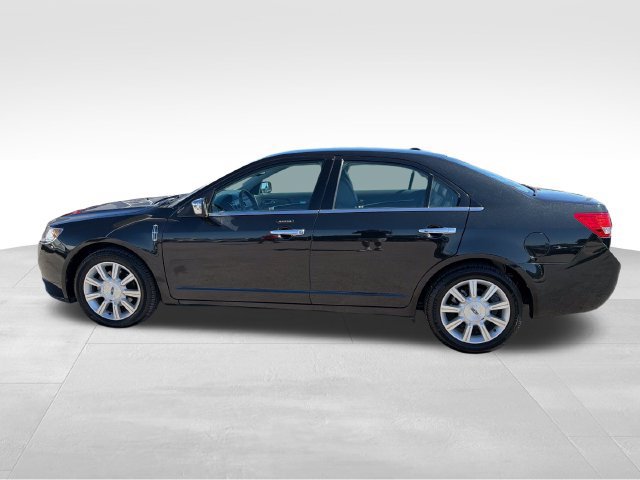 Used 2010 Lincoln MKZ FWD image 4