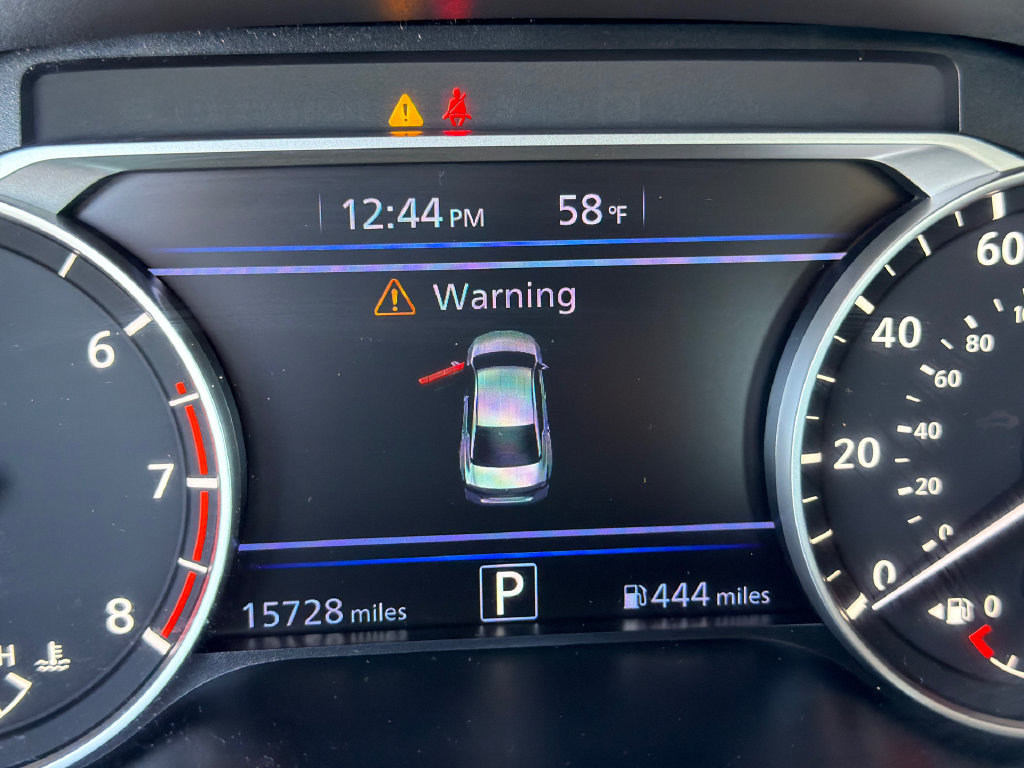 Used 2024 Nissan Altima 2.5 SV FWD image 31