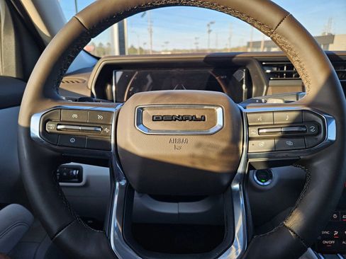 New 2026 GMC Terrain Denali image 11