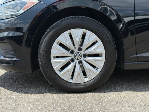 Used 2019 Volkswagen Jetta S w/ Driver Assistance Package FWD image 4