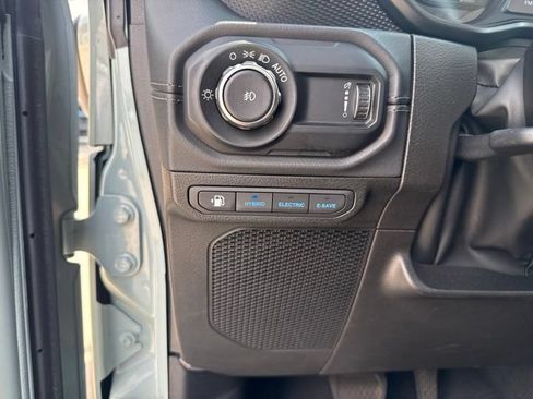 Used 2024 Jeep Wrangler Unlimited Rubicon 4xe AWD/4WD image 26